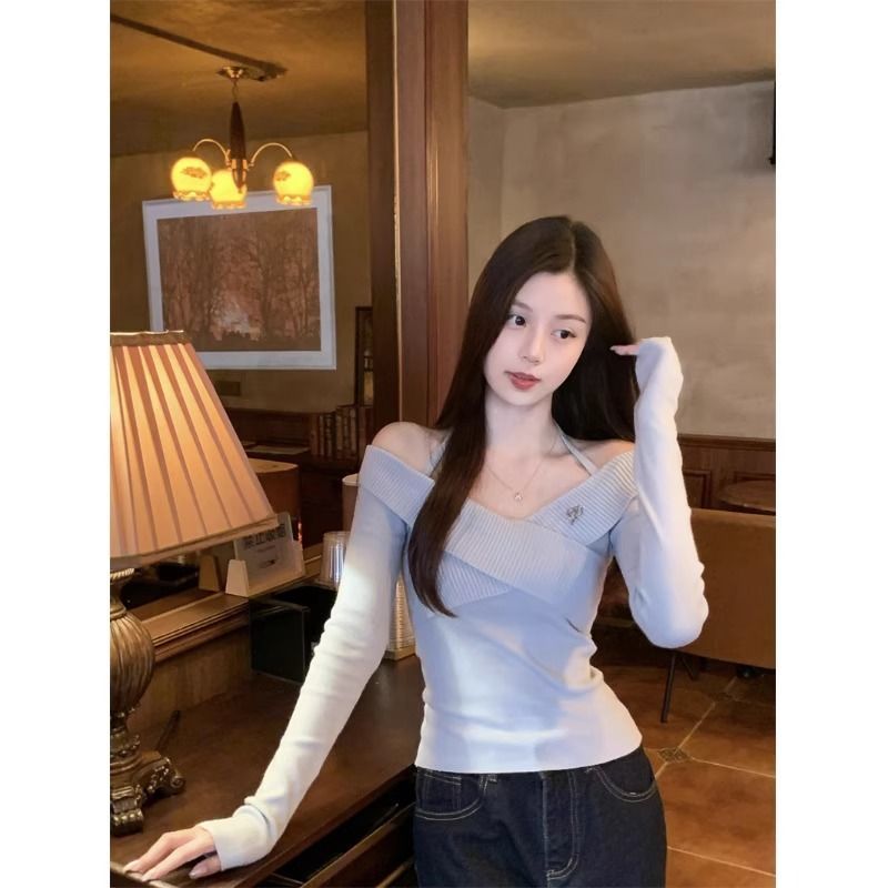 Off-Shoulder Knit Top