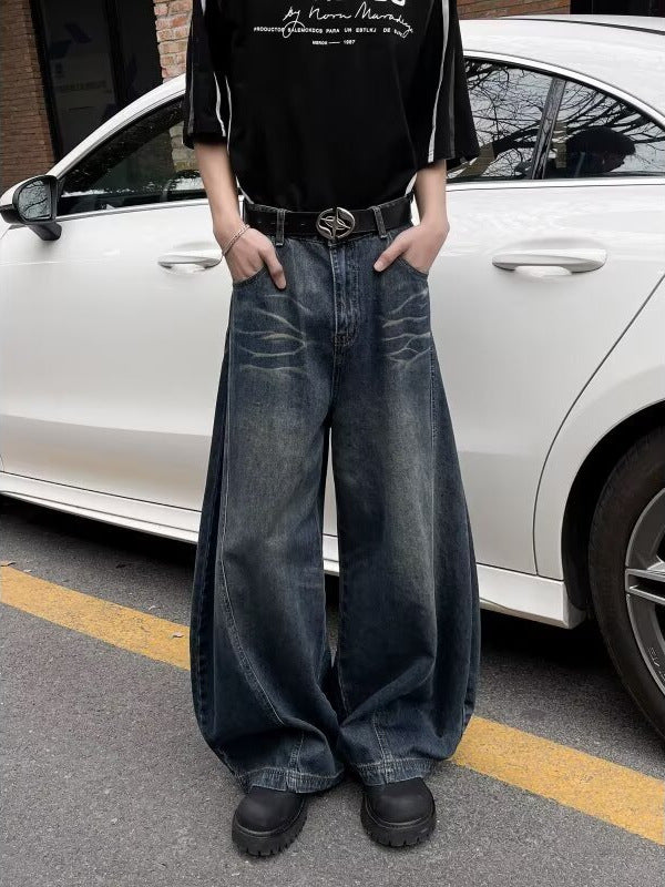 Oversized Washed Jeans