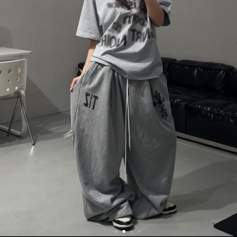 Relaxed Grey Sweatpants