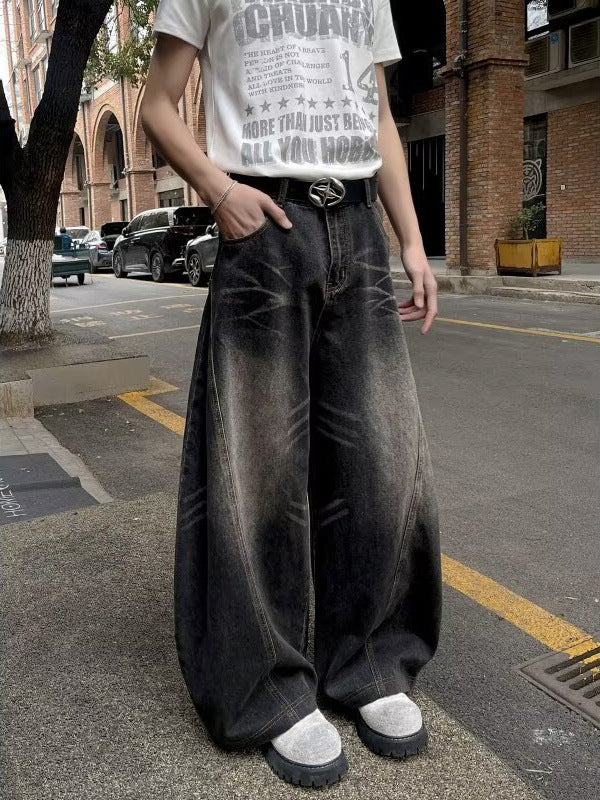Oversized Washed Jeans