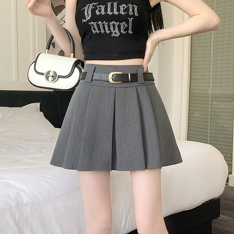 Pleated mini skirt in grey